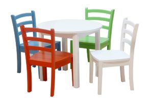 Lasten tuolit ja pöydät
