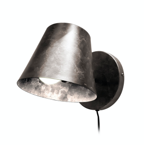 Carbide seinävalaisin