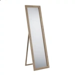 Antonia peili seisova