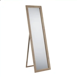 Antonia peili seisova